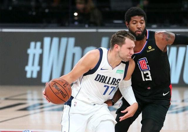 开云体育-葡萄牙队鏖战日本队，波尔统治全场