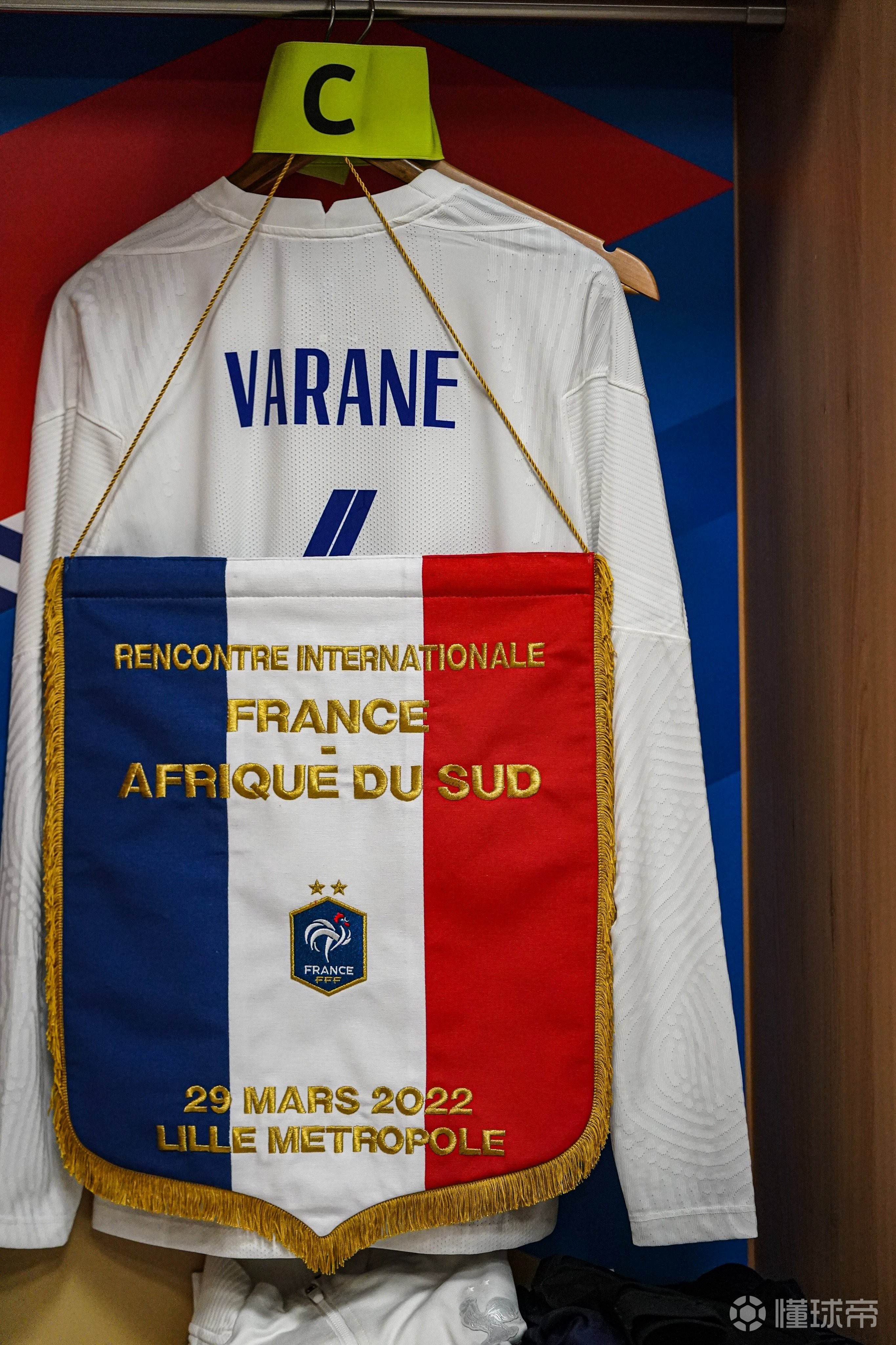 日本队翻盘法国队，奥恰洛夫统治全场