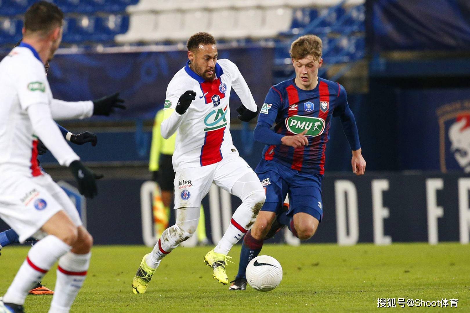 英格兰队翻盘波兰队，许昕状态火热