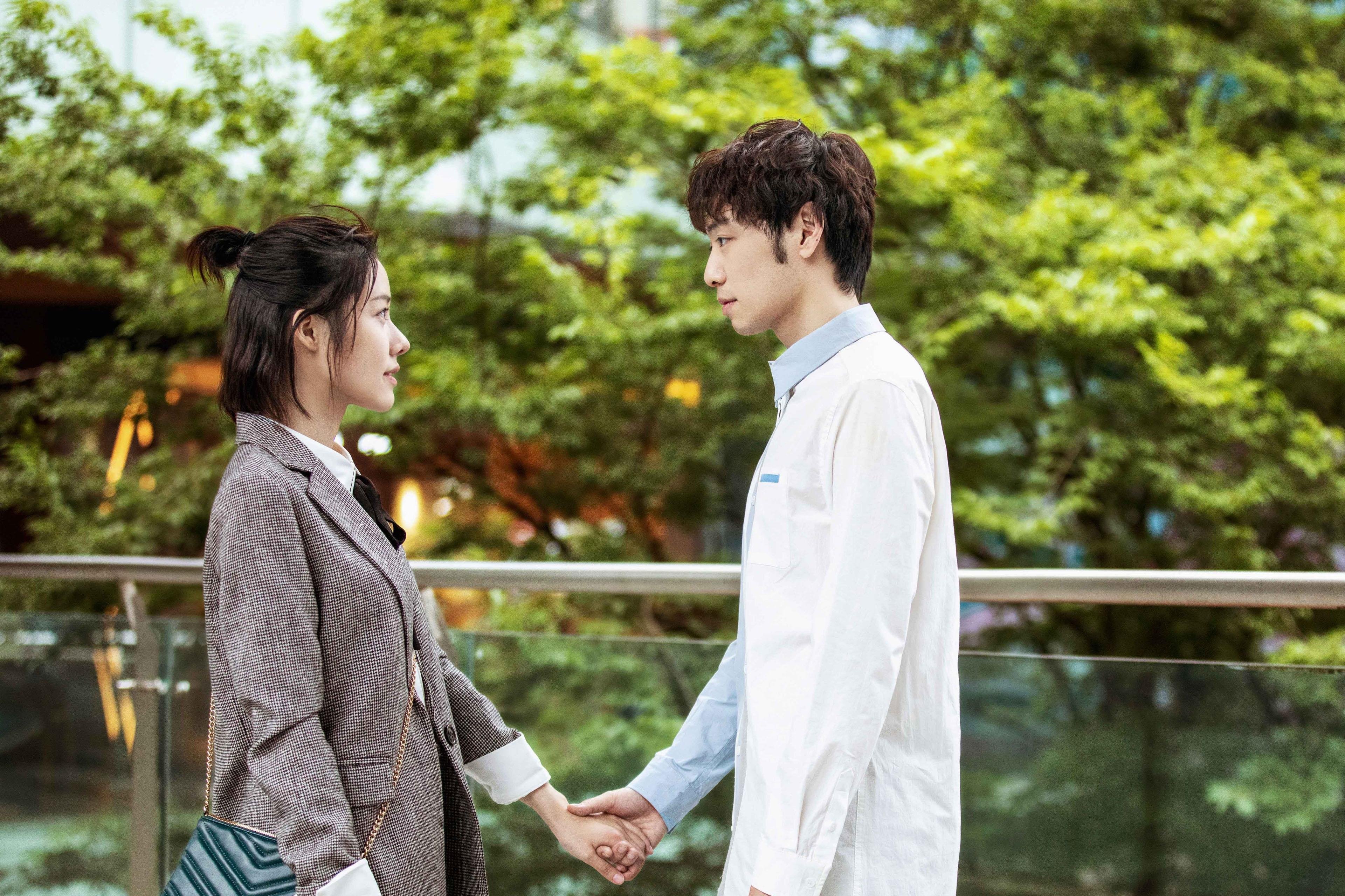 开云sport-德罗赞如烈焰燃爆，黄蜂群起压制魔术