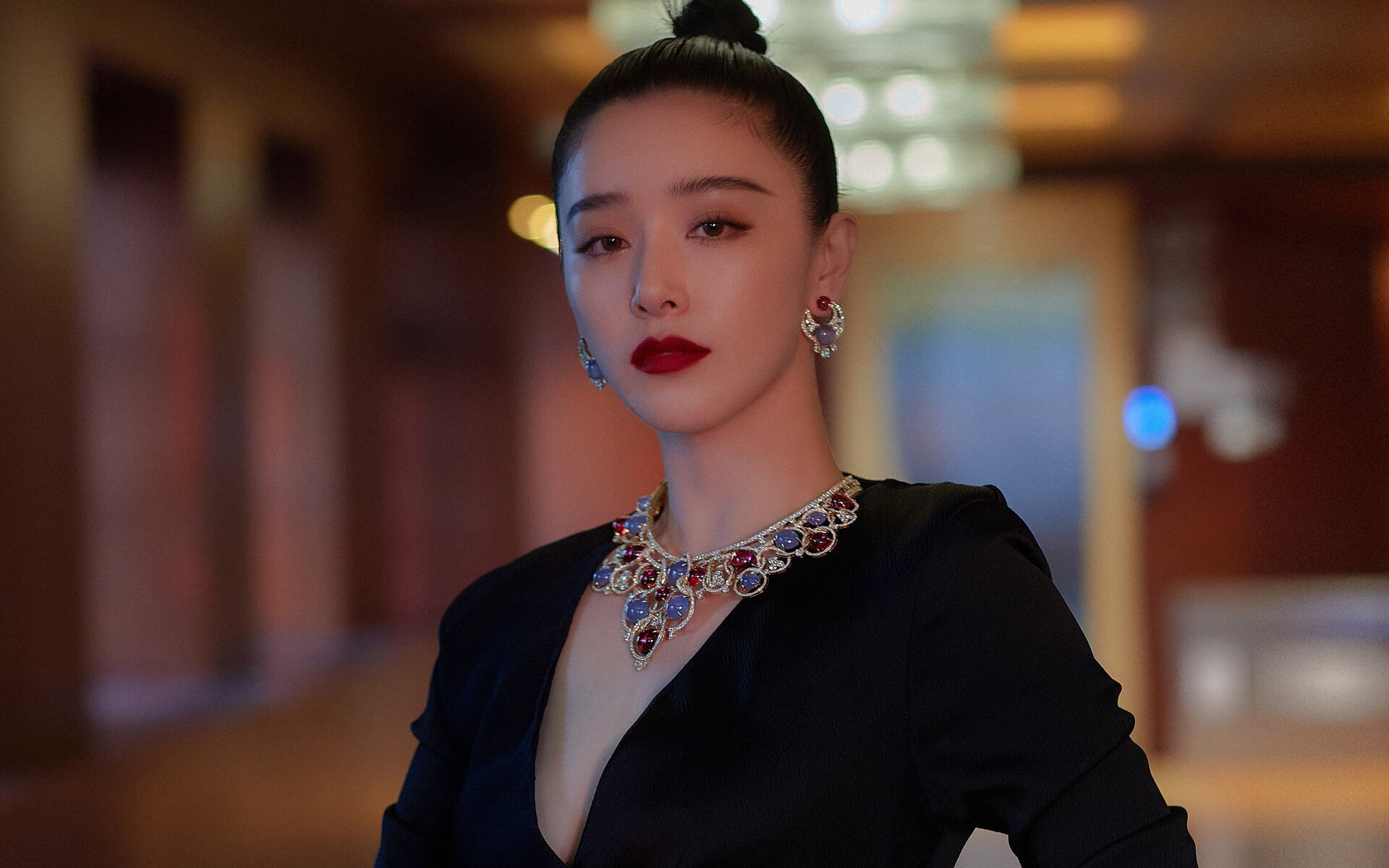 那不勒斯的黄与南非的绿,富安健洋在虚构边境的统治级宣言