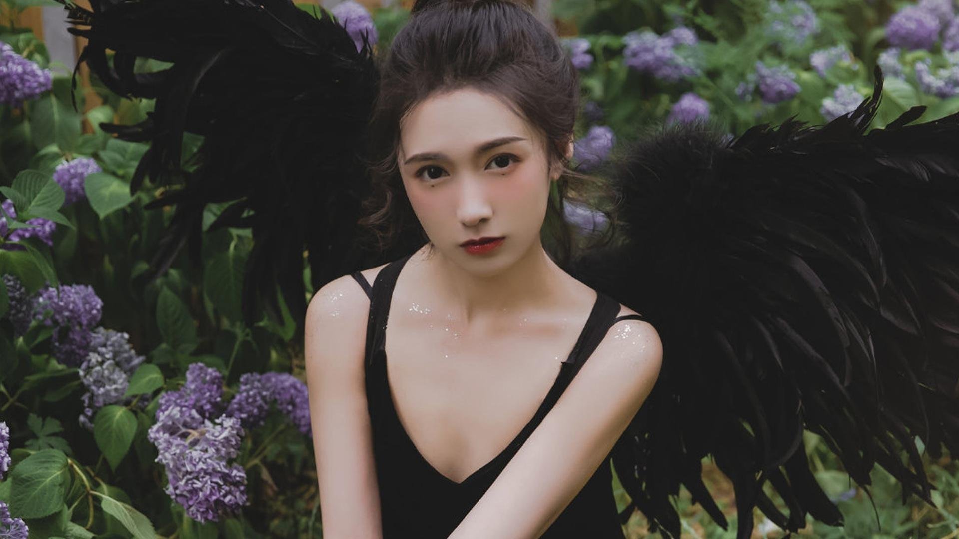 决胜维洛德罗姆,从撕裂防线到刺穿心防,弗拉霍维奇如何以一己之力重构法德足球叙事